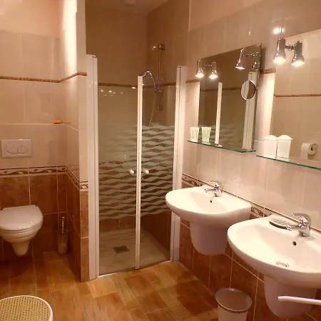 Гостевой дом La Cavalerie Сен-Жан-ле-Тома