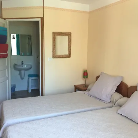 Гостевой дом La Cavalerie Сен-Жан-ле-Тома